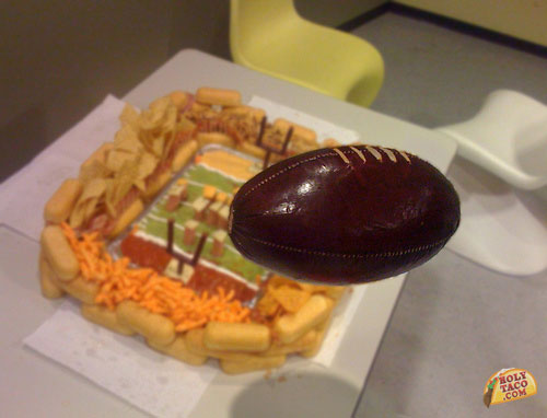 stadium-w-blimp stadium-w-blimp