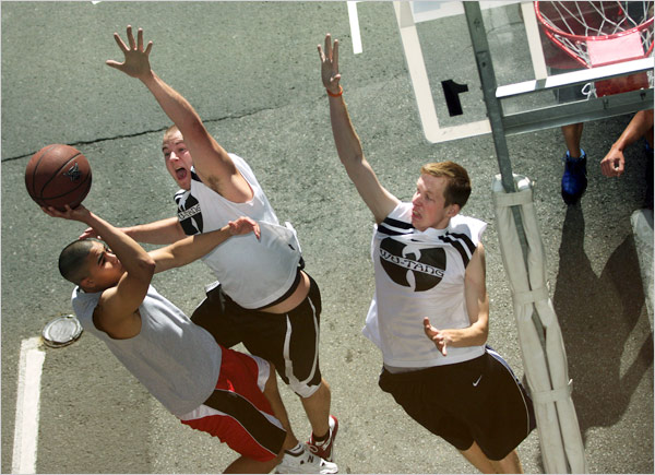 28843090 Only the elite brackets and children -- who, surprisingly, do not tattle much when asked to call fouls on others -- have referees.